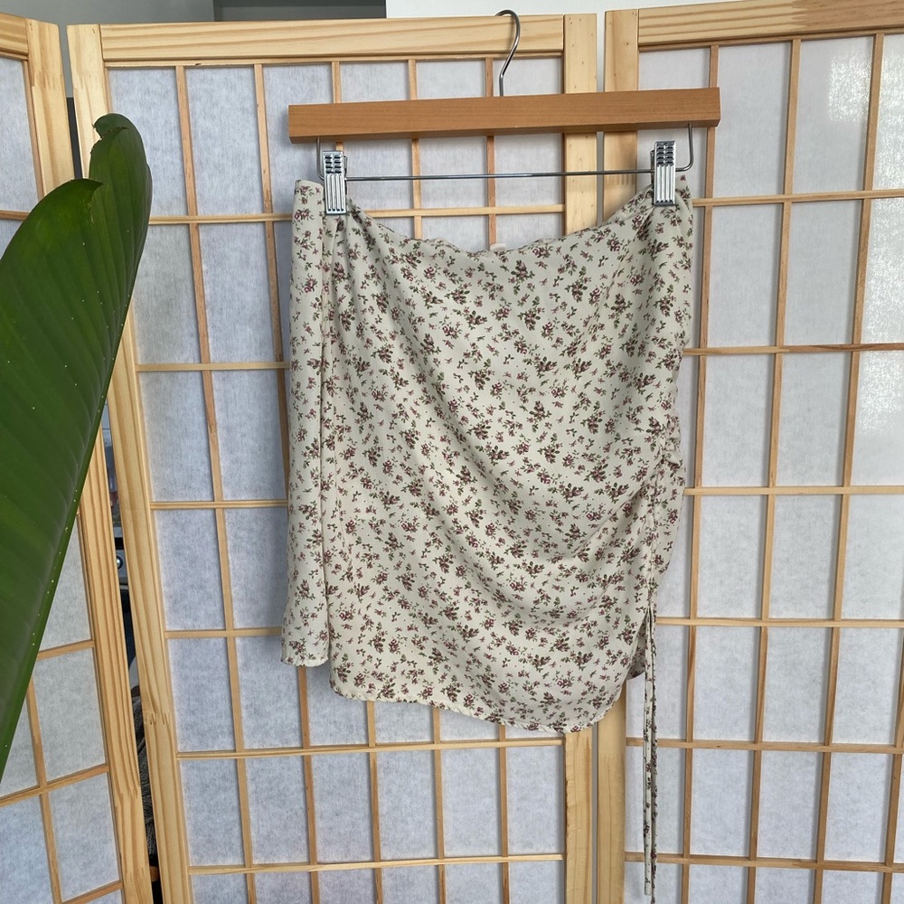 Floral Mini Skirt Size Medium